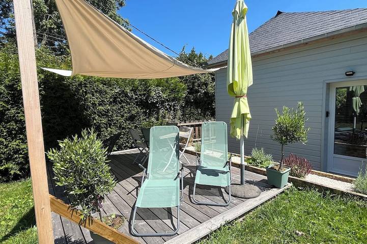 Location de vacances pour 4 personnes, avec terrasse et jardin à Ablon