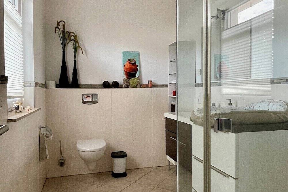 Ganze Wohnung, Studio-Apartment - Ihr Zuhause auf Zeit in einem Fotostudio! in Lippstadt, Kreis Soest