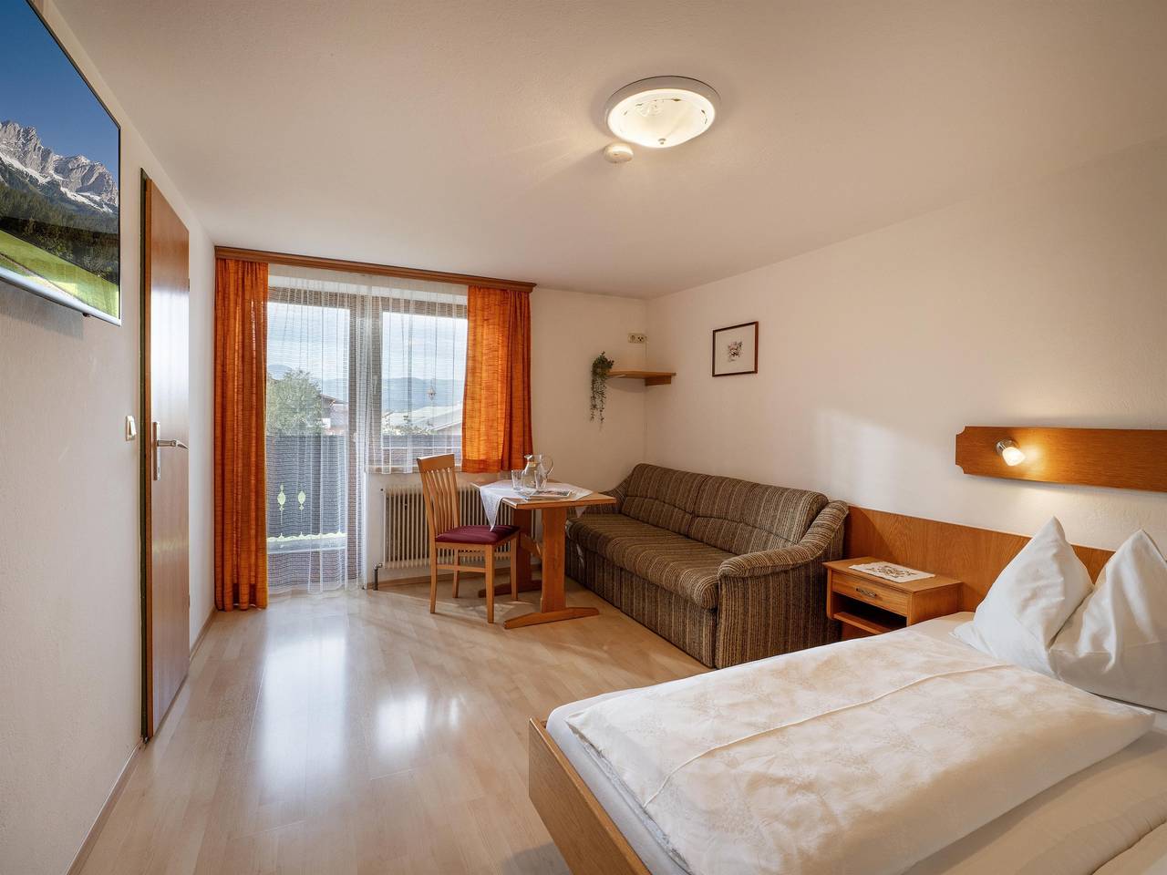Geheel vakantieappartement, Apartment Kaiserblick - 1 Schlafraum in Loferer und Leoganger Steinberge, St. Johann in Tirol