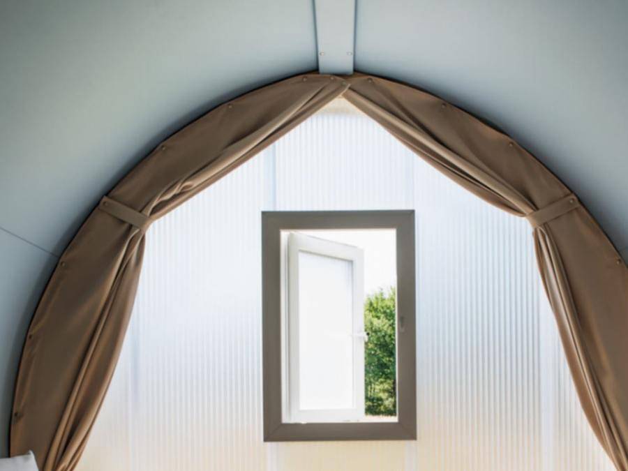 Camping Les Micocouliers - Canvas and wooden tent 4 persons - Coco Sweet 2Ch 4 Pers (no air-conditioning, no television, no sanitary facilities) in Sorède, Céret region