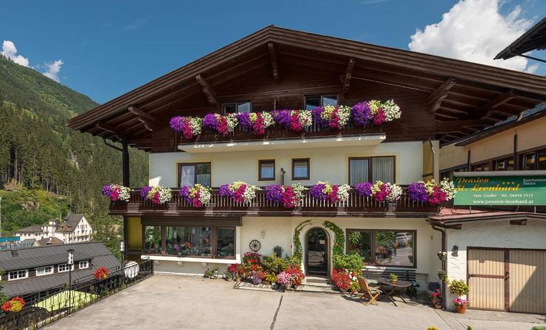 B&B für 3 Personen, mit Ausblick und Sauna sowie Terrasse in Bad Gastein