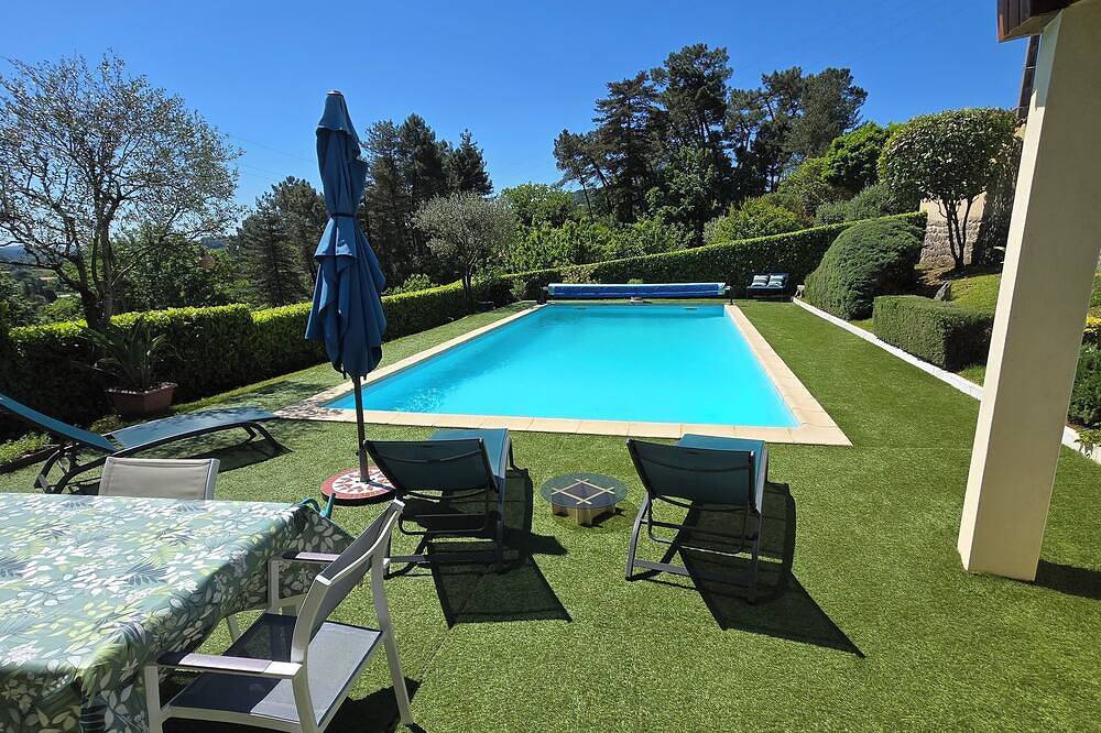 Ganze Wohnung, Self-contained, air-conditioned studio, swimming pool just for you, rated 2*. in Ucel, Parc naturel régional des Monts d'Ardèche
