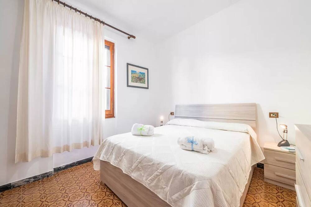 Ganze Wohnung, Eine gemütliche Unterkunft im Erdgeschoss in Porto Torres, Sassari Provinz