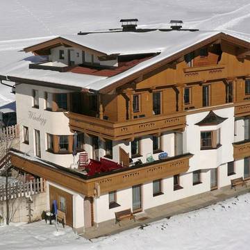 Ferienwohnung für 4 Personen, mit Ausblick und Balkon am Hintertuxer Gletscher