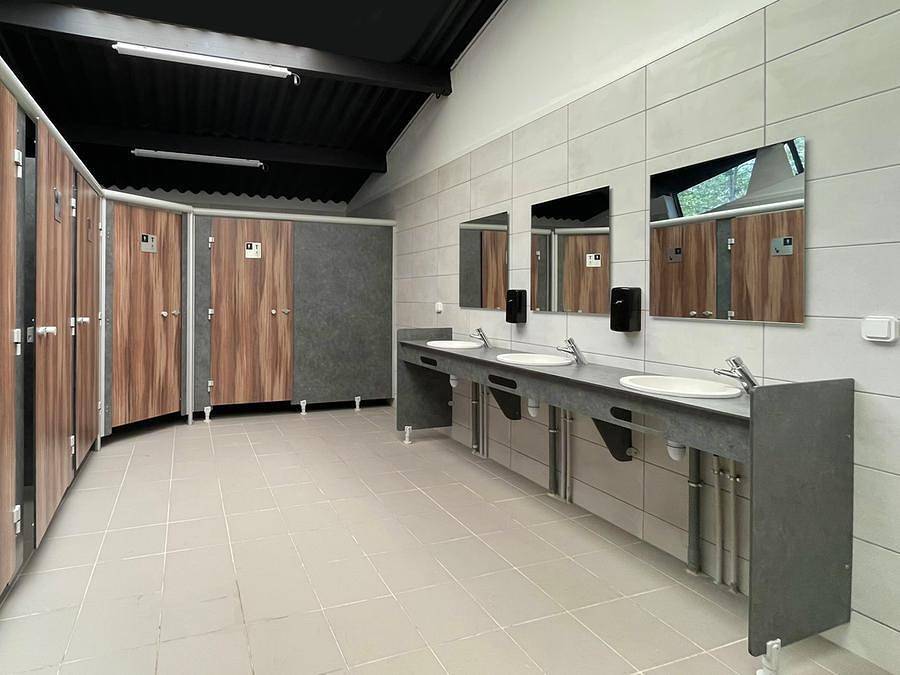 Camping Les Portes de Sancerre - Tienda de lona y madera 4 personas - Familia - 4 pers in Saint-Satur, Región de Bourges