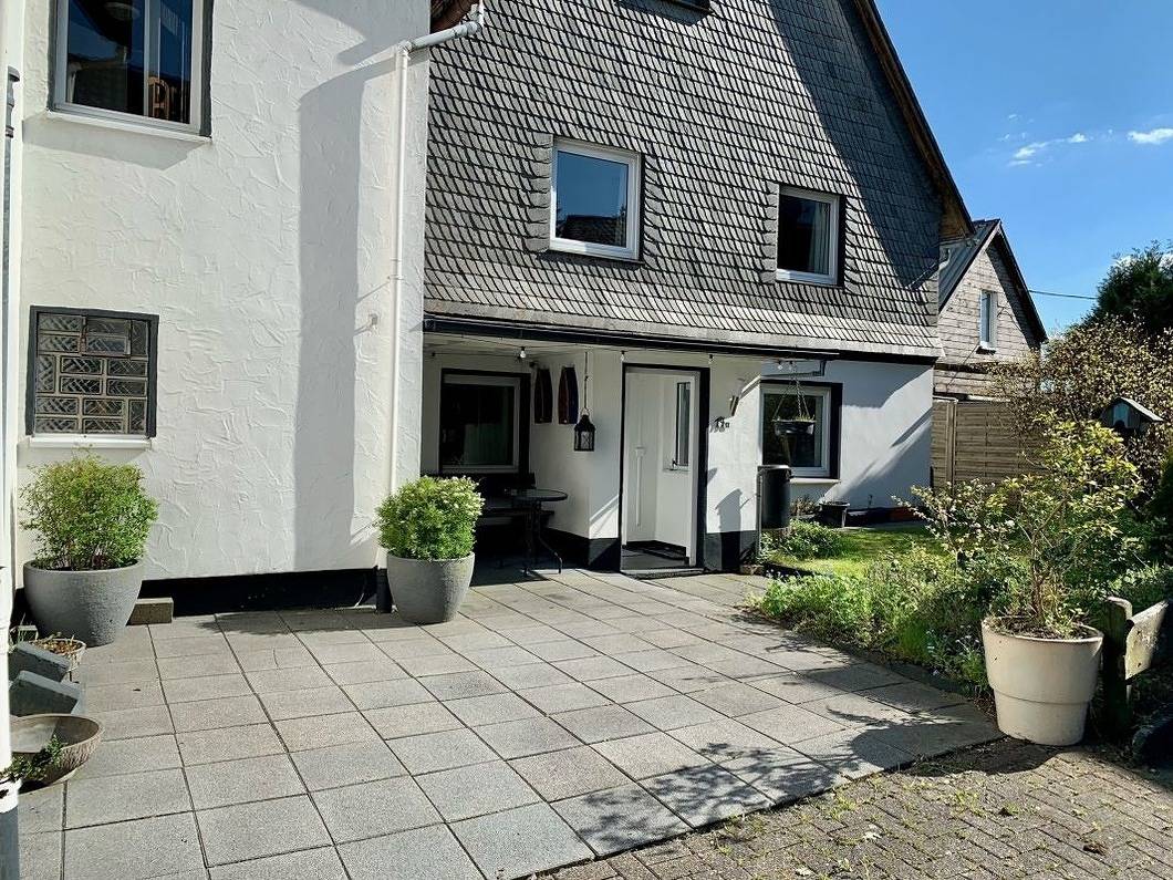 Geheel vakantieappartement, Vakantieappartement voor 4 personen met terras in Neuastenberg, Winterberg