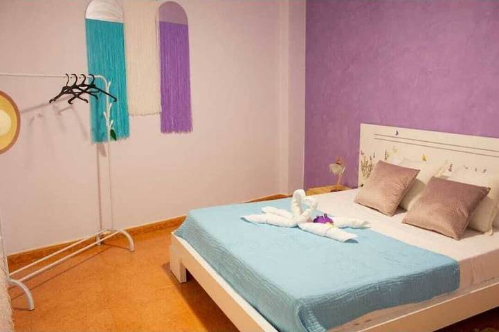 Fantástica Vivienda Turística Totalmente Renovada y Rodeada de Viñas Manchegas in Alhambra, Comarca de la Mancha