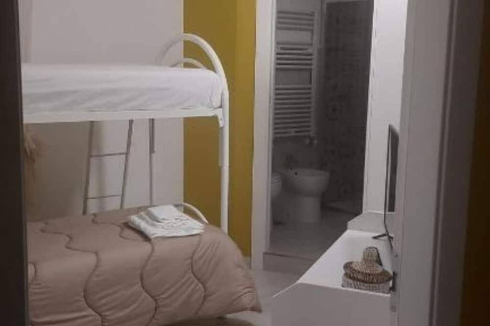 B&B Anastasia: Single Room with Private Bathroom in Buccino, Salerno Provinz