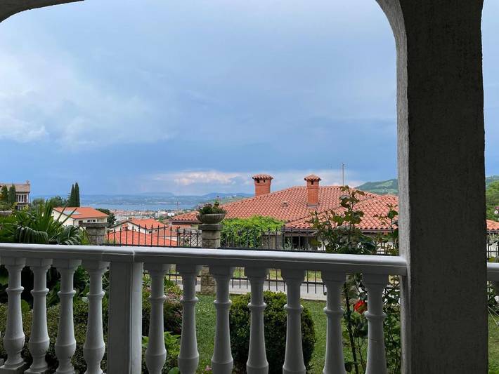 Ferienwohnung für 5 Personen, mit Garten und Ausblick sowie Terrasse in Izola - 4
