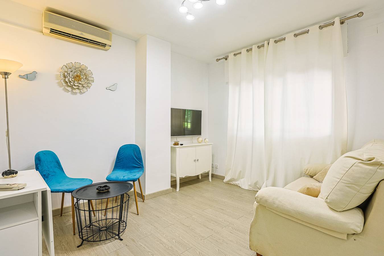 Apartamento entero, Apartamento con Aire Acondicionado en Marqués de N in Nervión, Sevilla