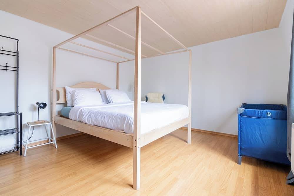 Perfect 4-bedroom house in charming Bruges for your getaway in Bruges, West Flanders