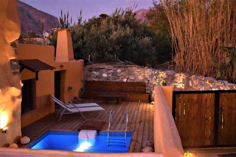 Een sfeervolle stenen villa op Zuid-Kreta doet u niets tekort! in Lefkogeia, Rethymno en omgeving