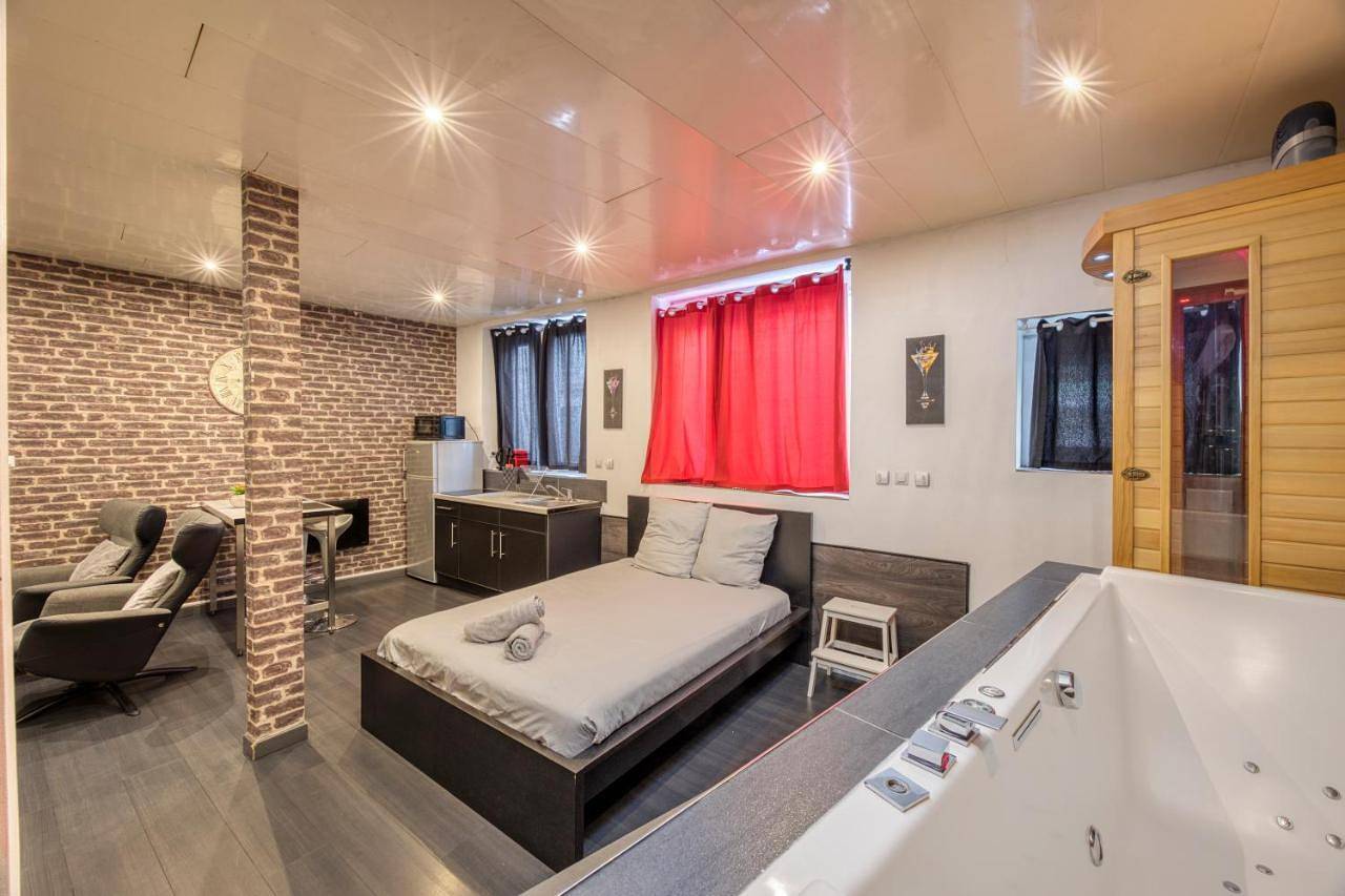 Appartement entier, Street Loft with sauna in Saint-Étienne, Loire