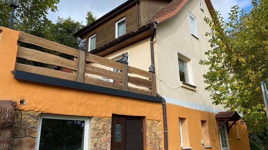 Ferienhaus für 8 Personen, mit Garten und Balkon sowie Ausblick - 1