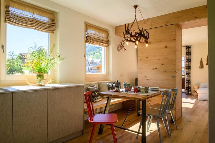 Appartamento per 5 persone, con Balcone e Giardino nonché Panorama a Dimaro