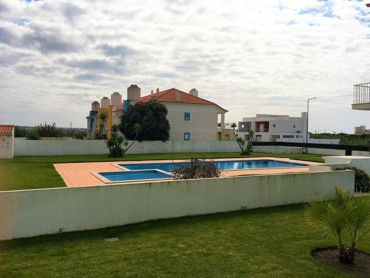 Apartamento inteiro, One-Bedroom Apartment in Baleal, Leiria distrito