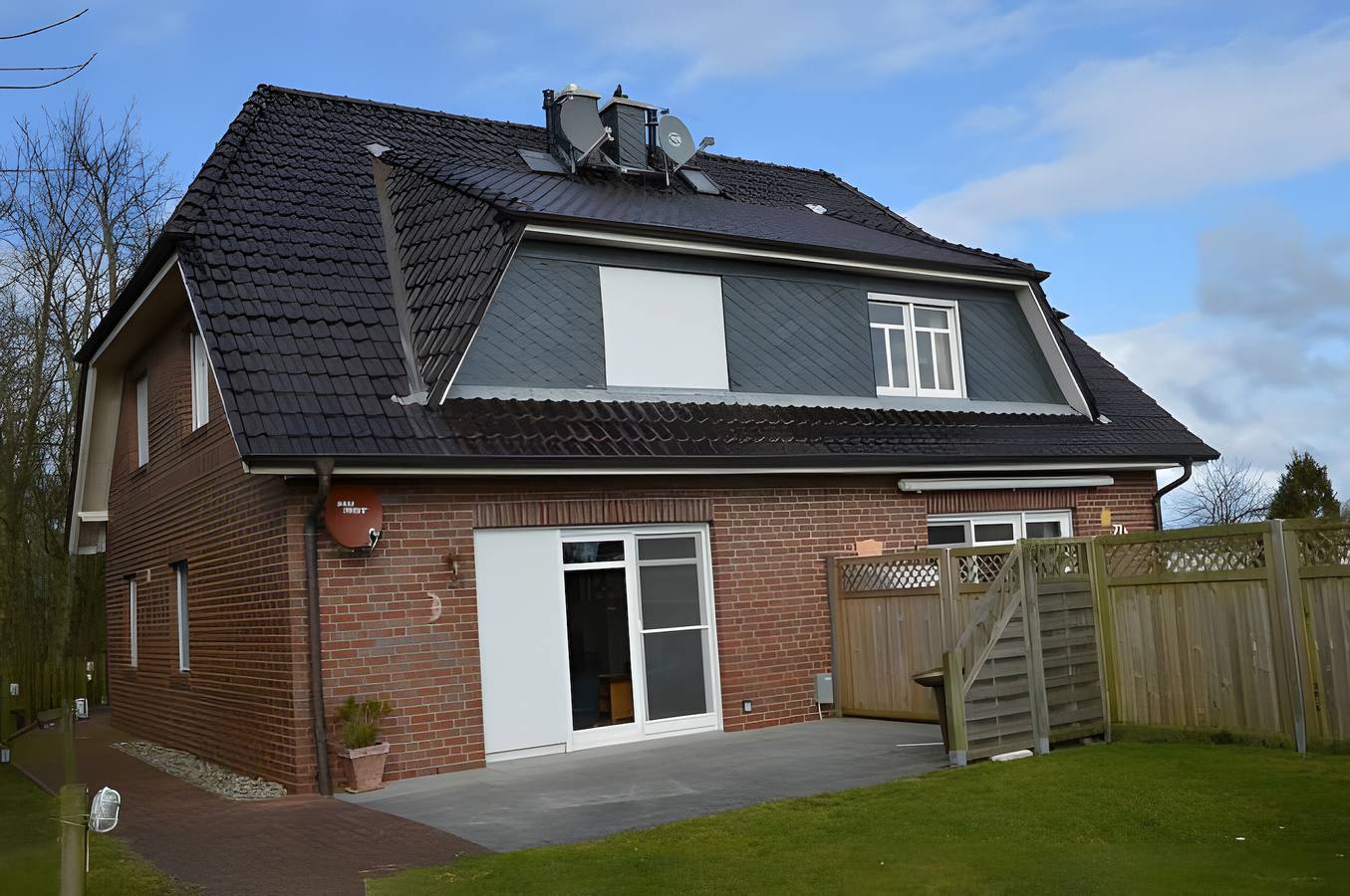 Ferienhaus Hummelchens Meeresbrise mit Terrasse, privatem Garten und Wlan in Tilli (Perlworm), Pellworm