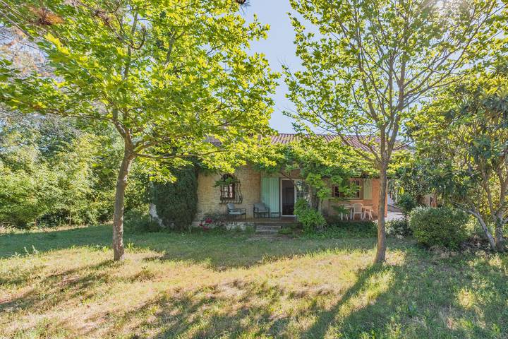 Ferienhaus für 6 Personen, mit Terrasse und Garten sowie Whirlpool - 1
