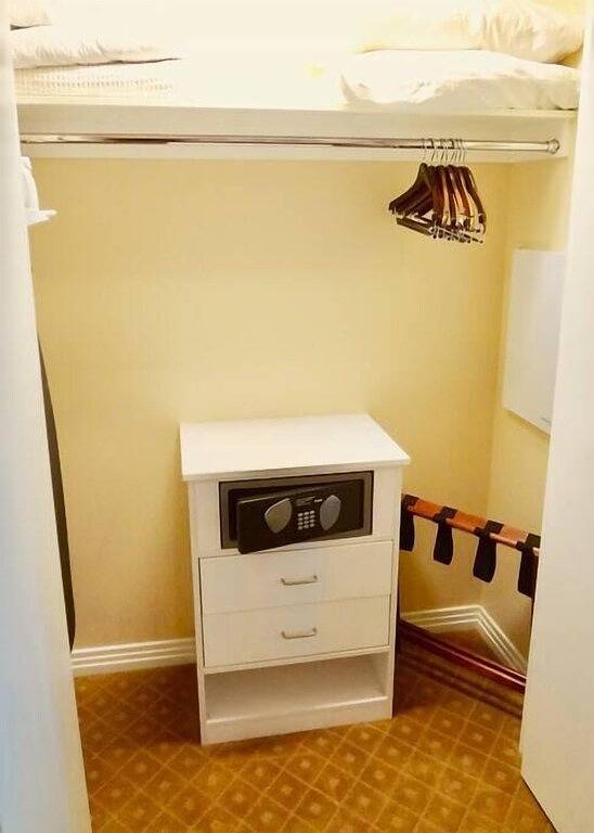 Vacation apartment for 4 people, with hot tub and balcony in Nevada