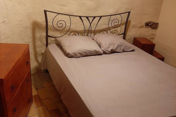 Location de vacances pour 4 personnes, avec terrasse, animaux acceptés à Padern - 3