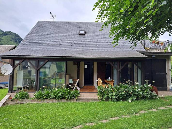 Location de vacances pour 8 personnes, avec Terrasse ainsi que Jardin et Vue à Sarrancolin - 3