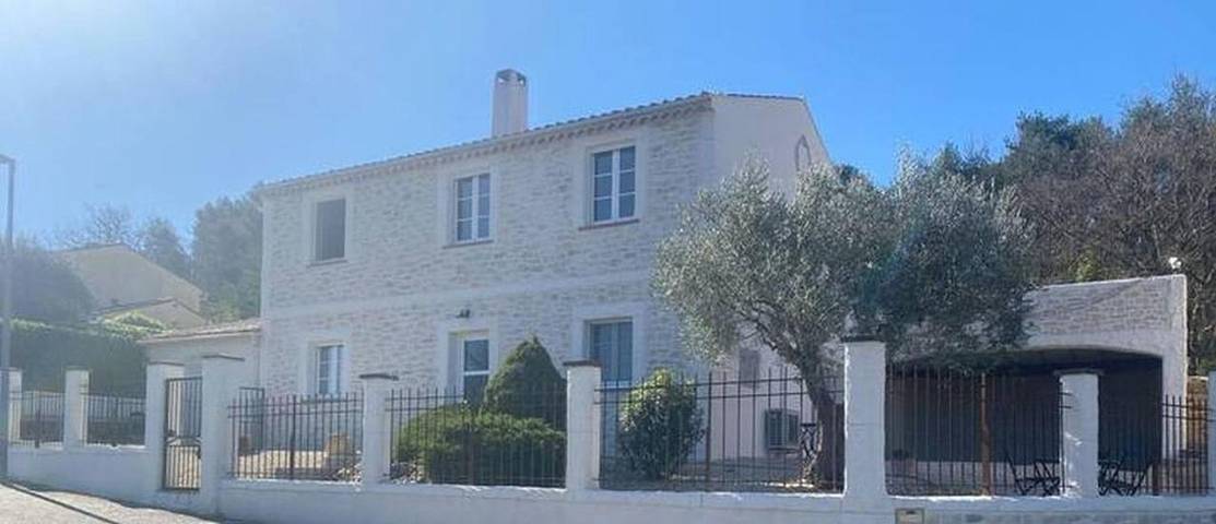 Maison d’hôte pour 6 personnes, avec piscine ainsi que vue et jardin, animaux acceptés à Saint-Romain-en-Viennois