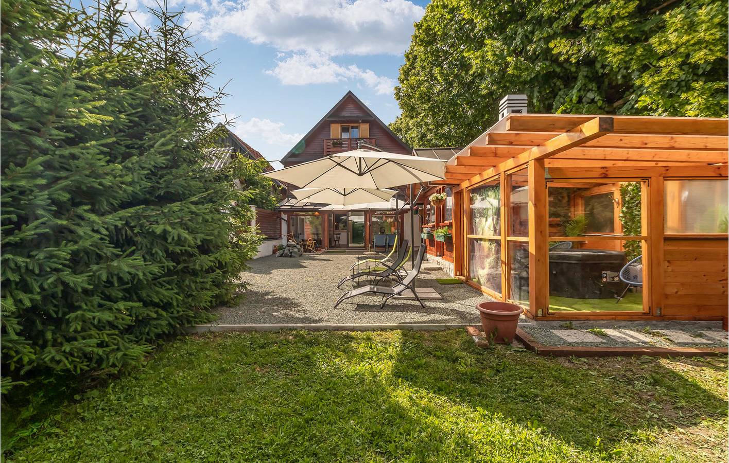 Holiday home for 8 people with terrace in Mrkopalj, Primorje-Gorski Kotar
