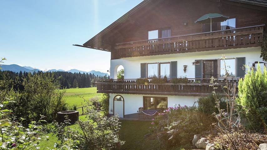 Bauernhof für 5 Personen, mit Terrasse und Seeblick sowie Garten - 1