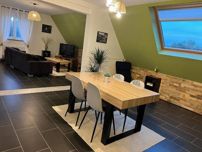 Gîte pour 4 personnes, avec vue et balcon à Steinbourg