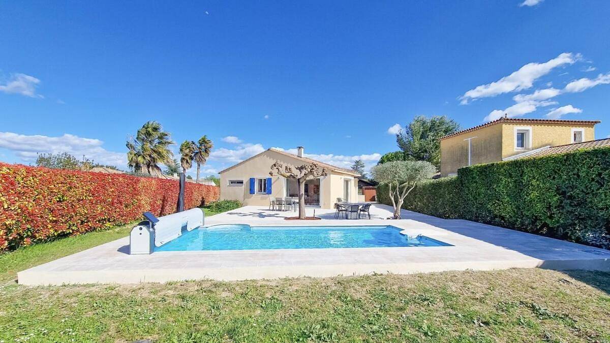 Three-Bedroom Home in Aigues-Vives, Côte méditerranéenne (France)