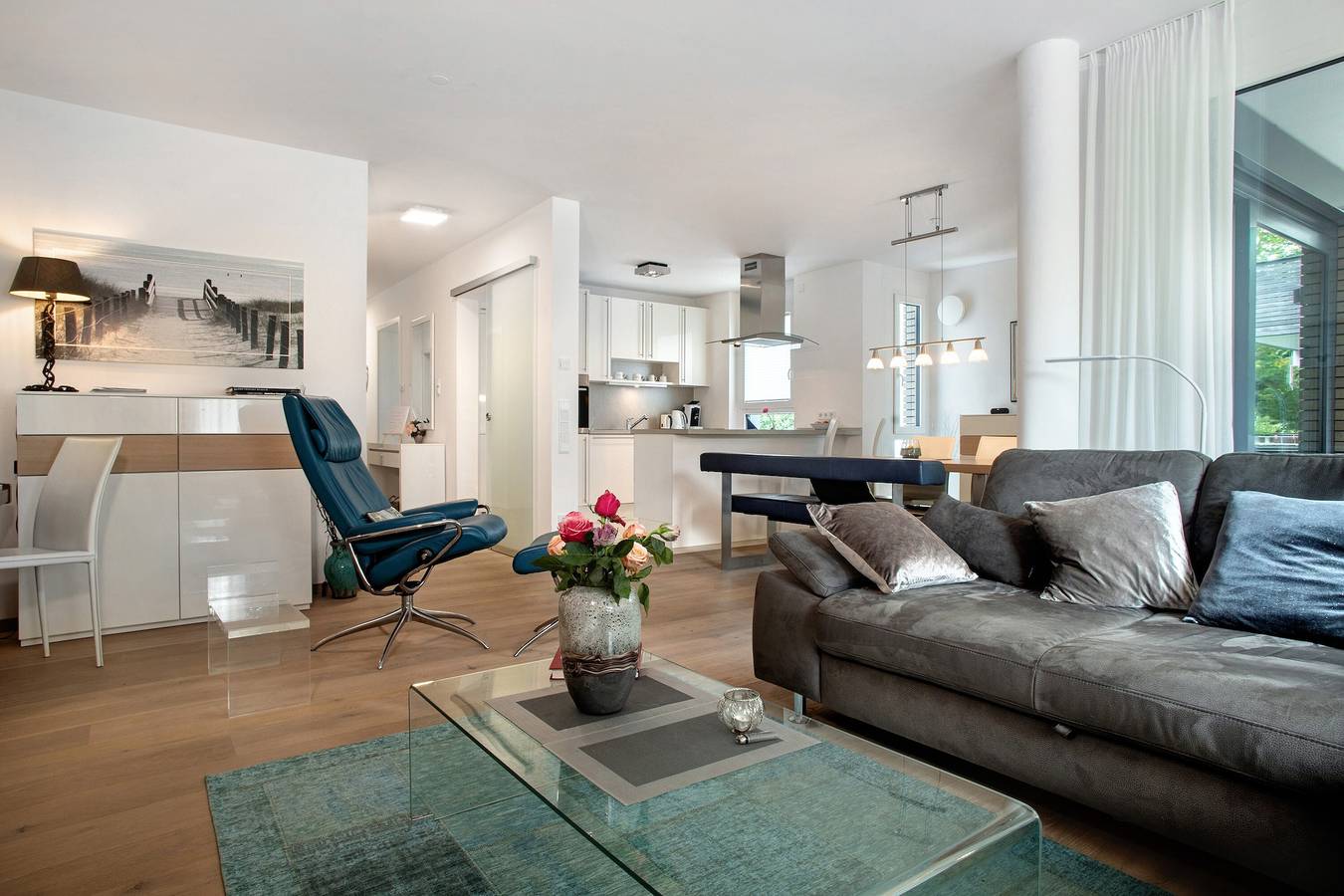 Ganze Wohnung, 'Annette's Luxuswohnung Am Stadtpark' mit Privatterrasse und Wi-Fi in Friedrichshafen, Region Bodensee-Oberschwaben