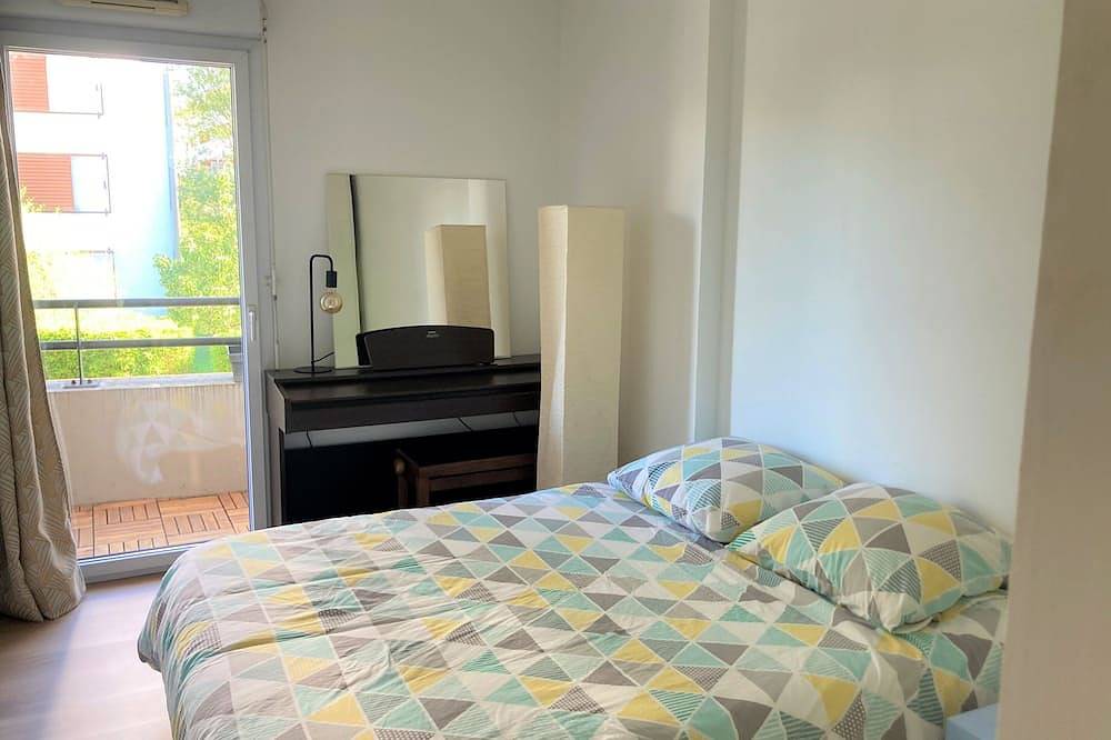 Entire apartment, Bordeaux elegance and modernity, light and space in Bordeaux, Bordeaux region