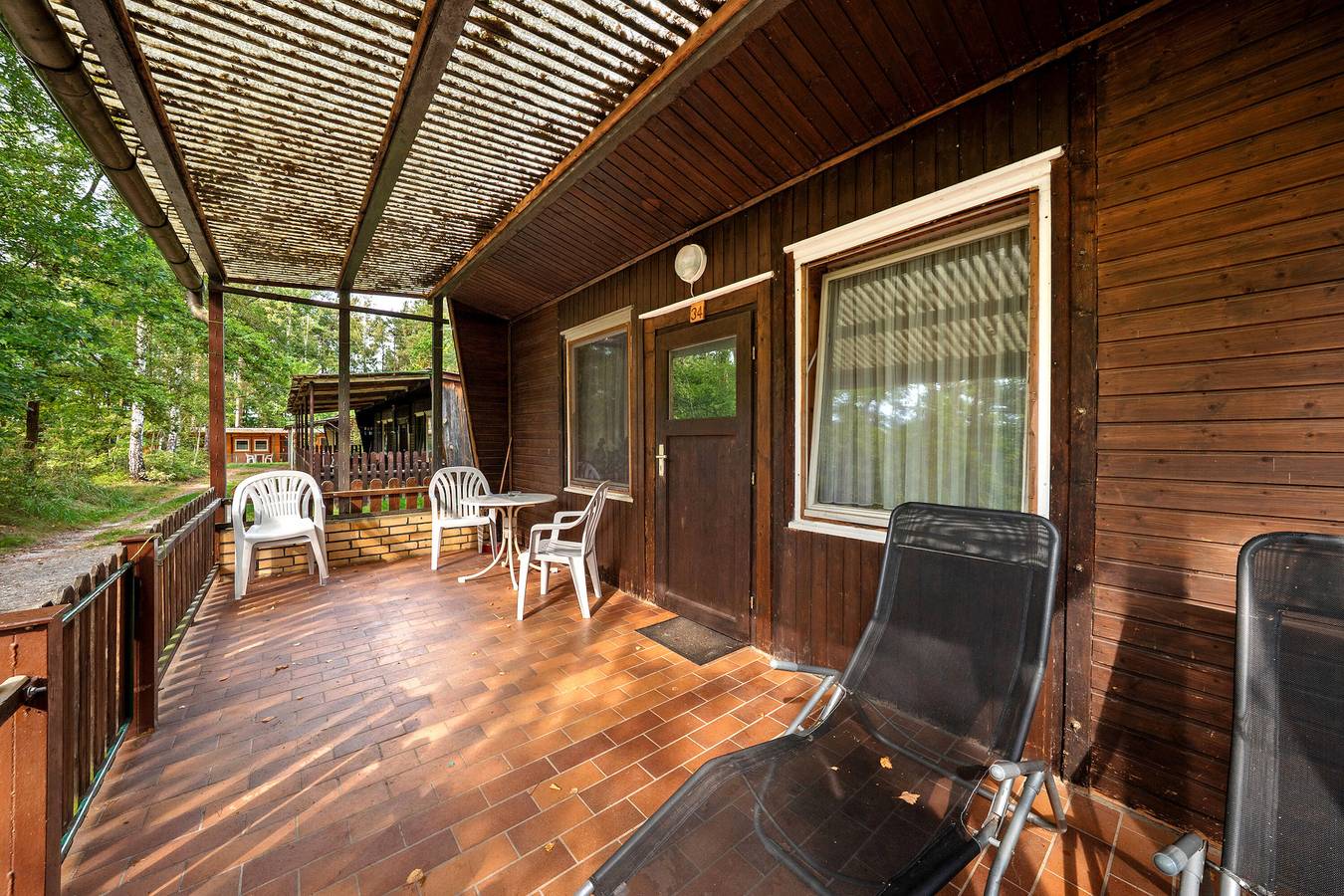 Bungalow '34 - Kimbucht' mit privater Terrasse und gemeinsamem Garten in Waldhufen, Oberlausitz-Niederschlesien