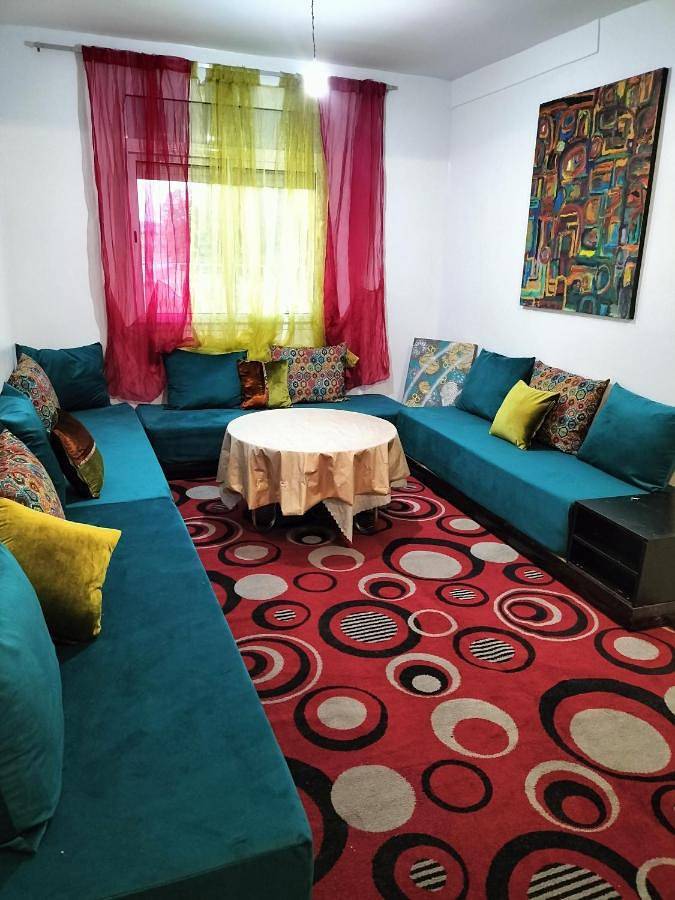 Appartement de vacances pour 8 personnes, avec balcon ainsi que piscine et vue