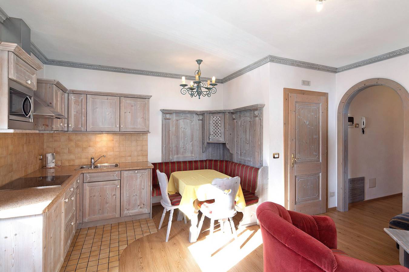 Entire apartment, Holiday Apartment "Casa Li Roina n 46" with Mountain View, Balconies & Wi-Fi in Livigno (Town), Livigno