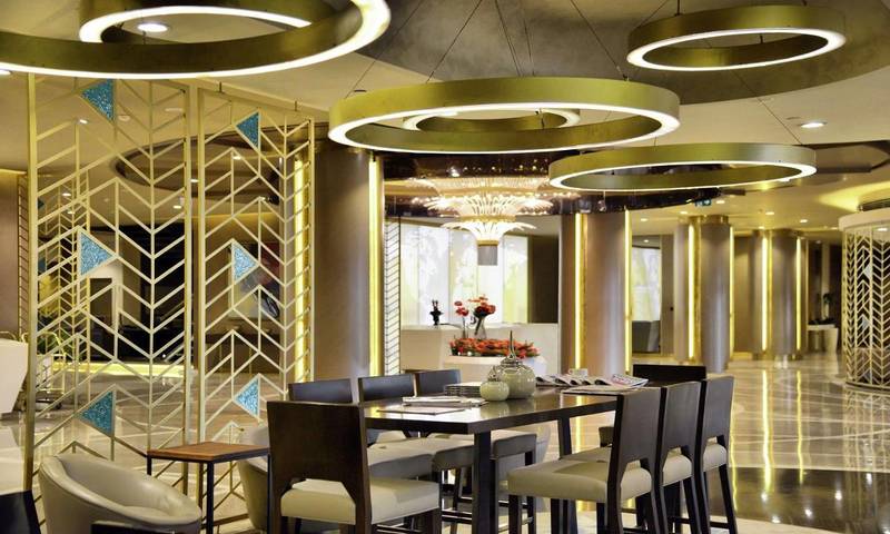 Hôtel pour 3 personnes, avec sauna ainsi que piscine et jacuzzi dans Asie - 4