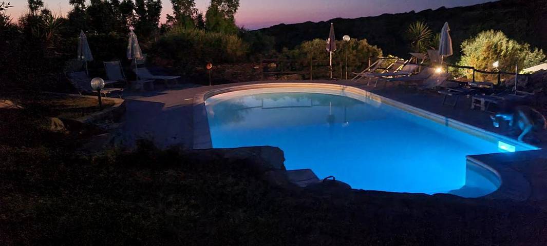Location de vacances pour 7 personnes, avec piscine ainsi que jardin et vue à Sassari - 4