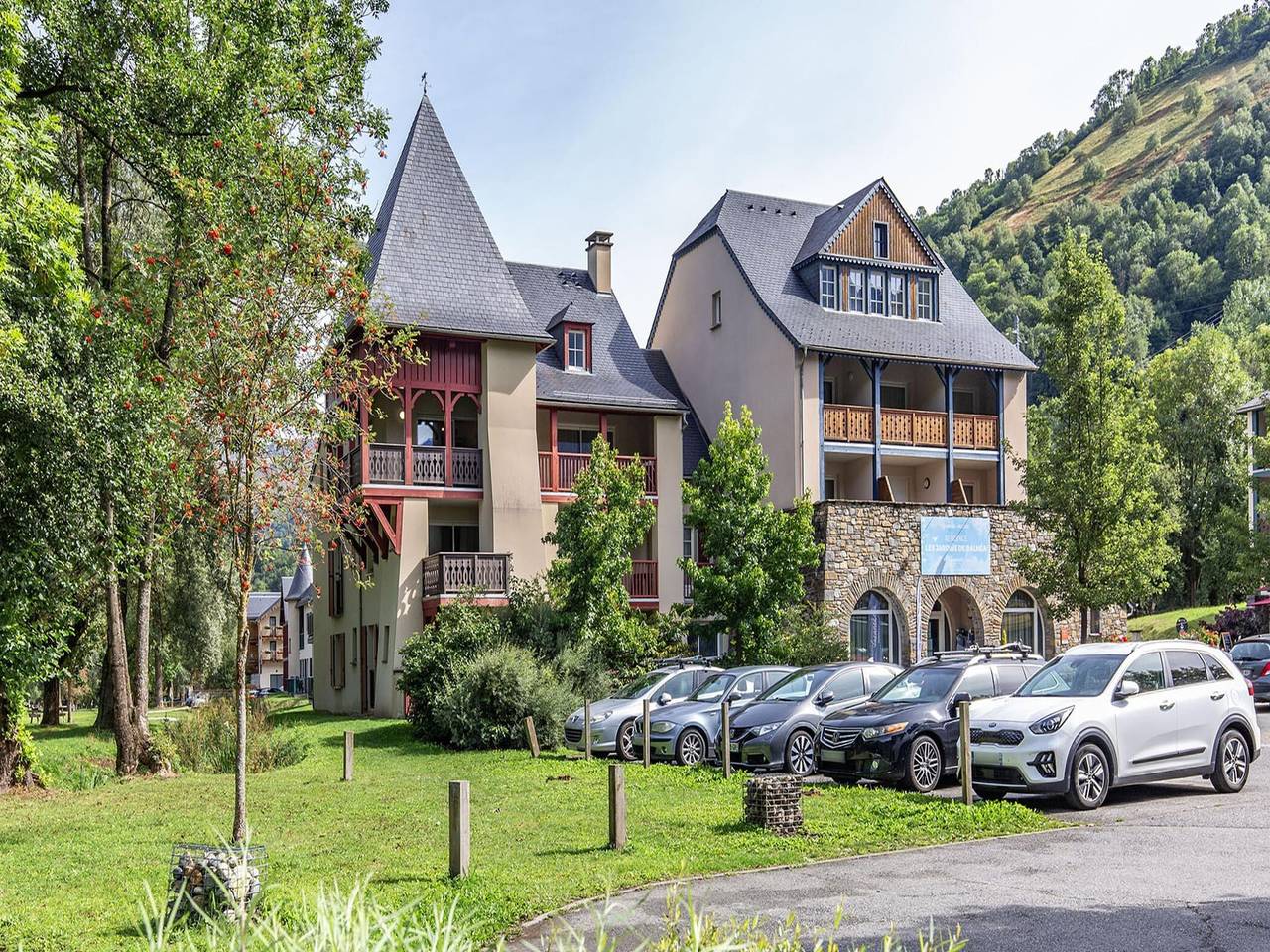 Apartamento entero, Apartamento dúplex con vistas a la montaña in Loudenvielle, Pirineos franceses
