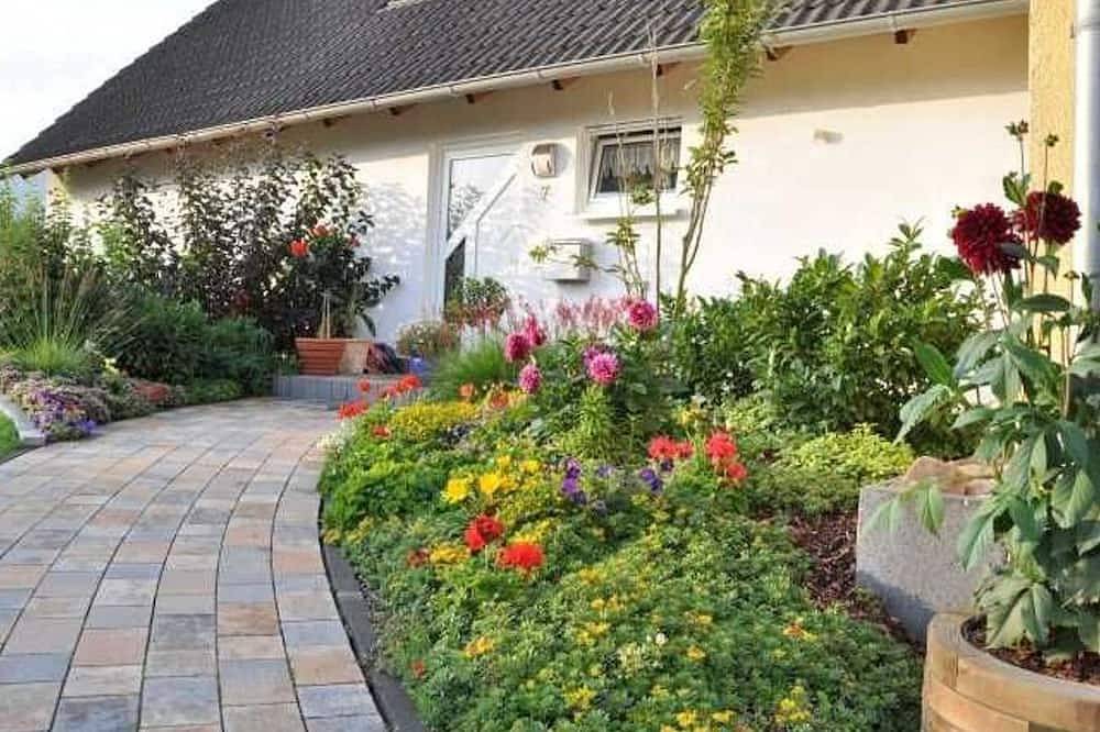 Ganze Wohnung, Ferienwohnung Bramwaldblick mit 2 Schlafzimmern in Hann. Münden, Weserbergland