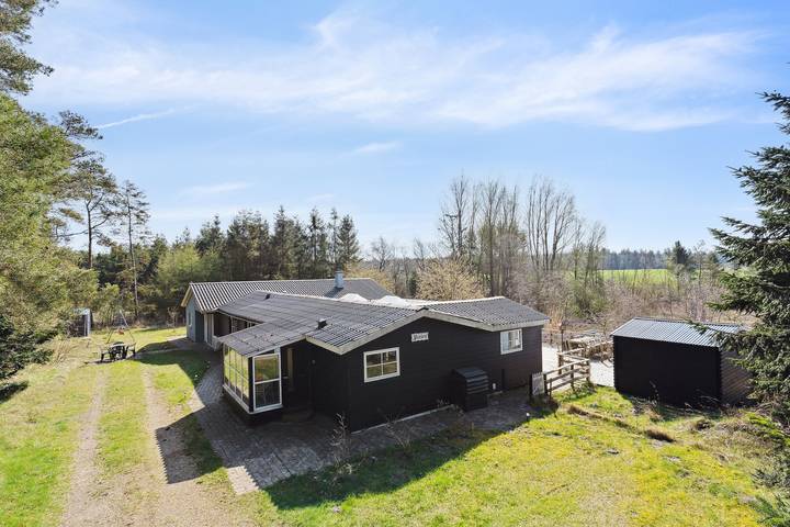 Ferienhaus für 8 Personen, mit Ausblick und Garten in Guldforhoved