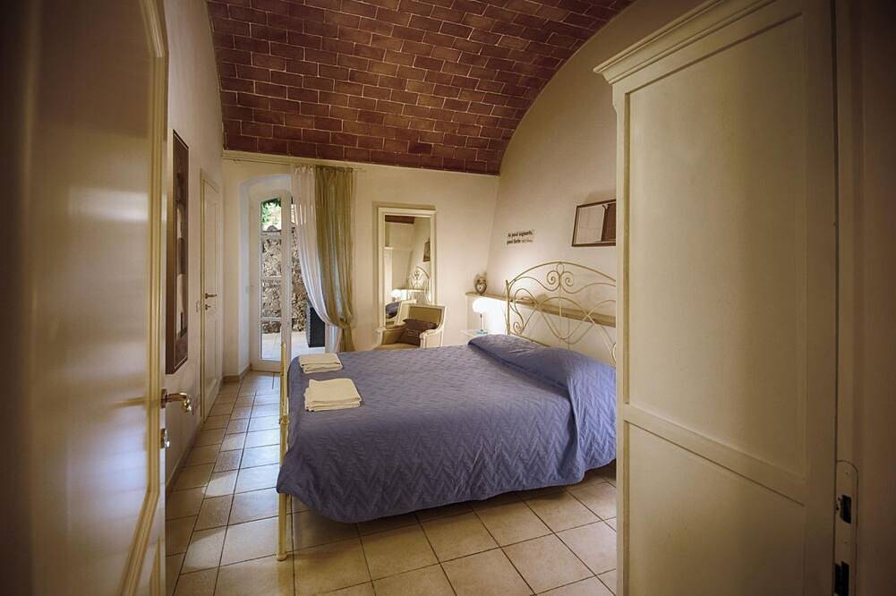 Apartamento entero, Elegante apartamento con terraza panorámica y jardín a pocos minutos del mar. in Castagneto Carducci, Costa Etrusca