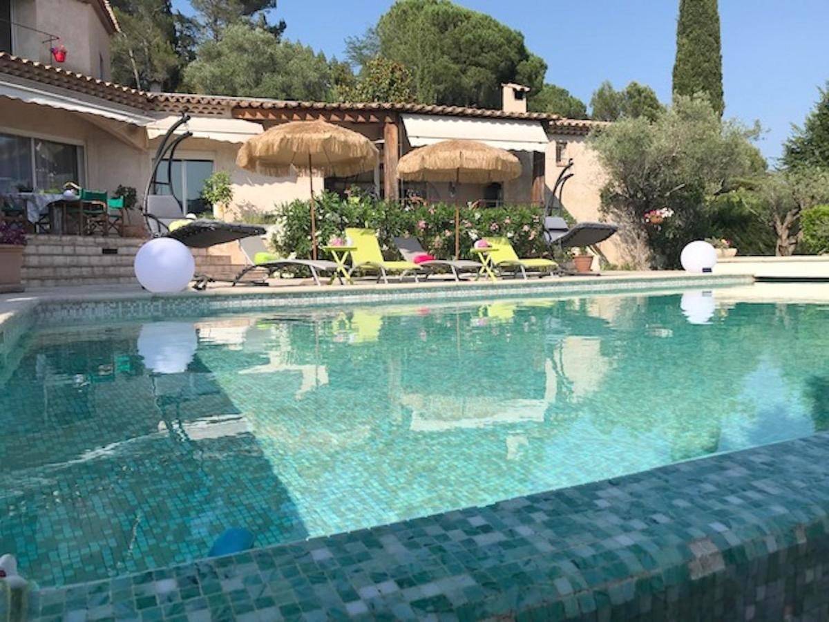 Standard Double Suite in Auribeau-sur-Siagne, Côte méditerranéenne (France)