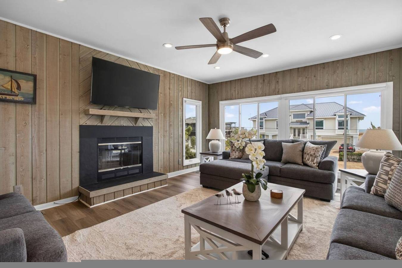 New! Luxe Sandbridge Beach, Pool, Hot Tub in Sandbridge Beach, Sandbridge