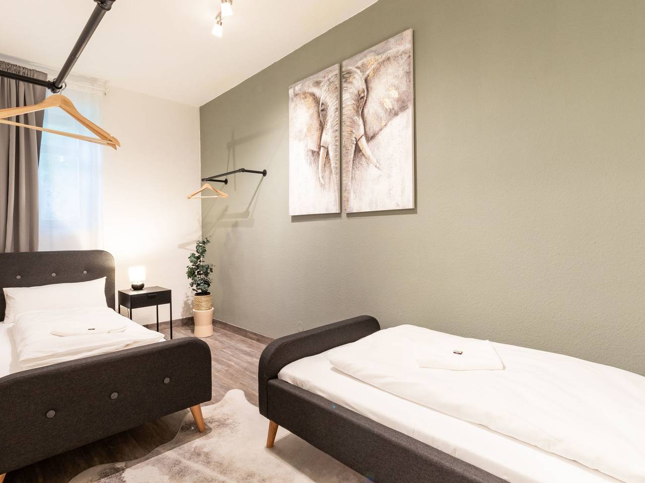 Ganze Wohnung, Familienfreundliche Stadt-Oase - 2 Schlafzimmer, 76qm, gratis Kaffee- und Teean in Chemnitz, Chemnitz und Umgebung