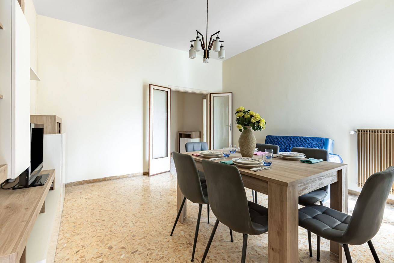 Ganze Wohnung, Ferienwohnung für 5 Personen in Viareggio, Italienische Riviera
