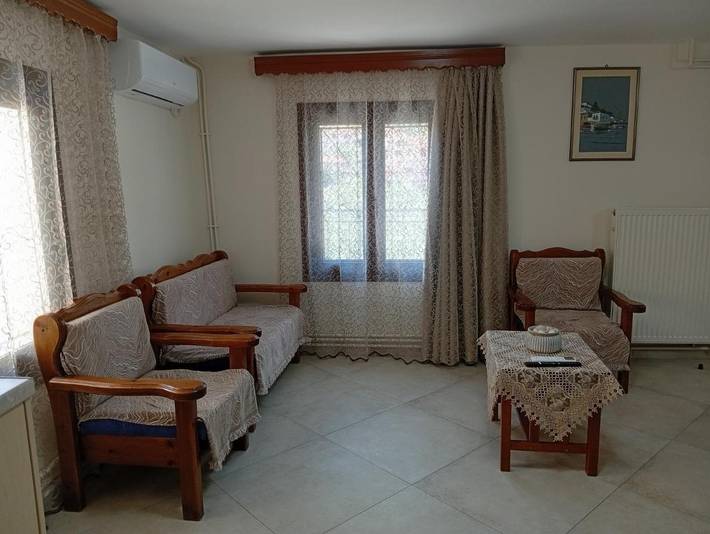 Gîte pour 5 personnes, avec vue et terrasse dans Leonidion - 4