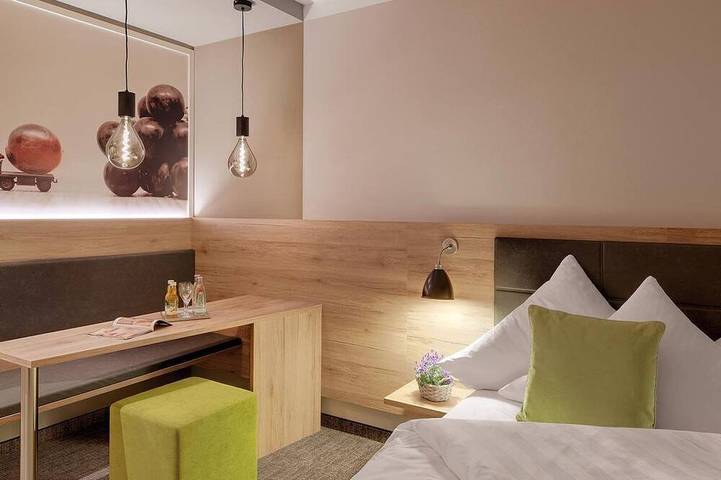 Ferienhaus für 2 Personen, mit Terrasse und Garten sowie Sauna in Grünstadt - 2