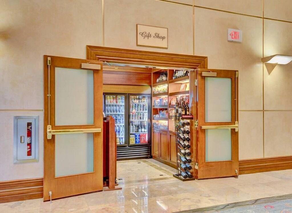 Vacation Apartment for 4 Guests in Paradise (Las Vegas), Nevada