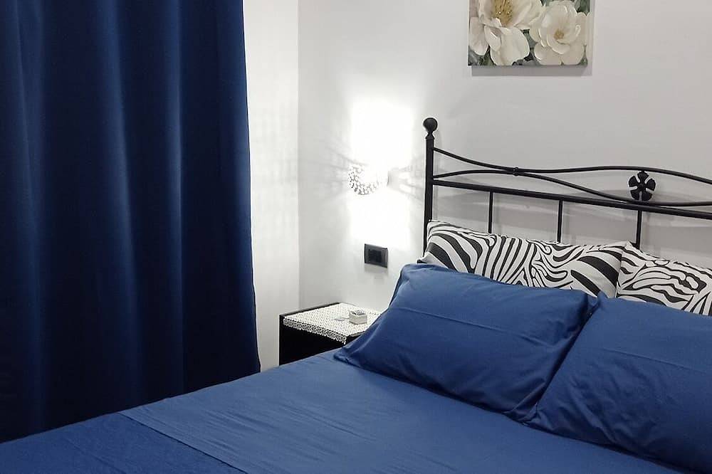 Guest House L'orto di Antonio, surrounded by greenery a few steps from the sea in Centola, Cilento