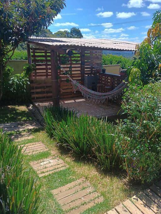 Casas e apartamentos de temporada para 10 pessoas, com jardim e vista e ainda piscina and balcão em Piedade